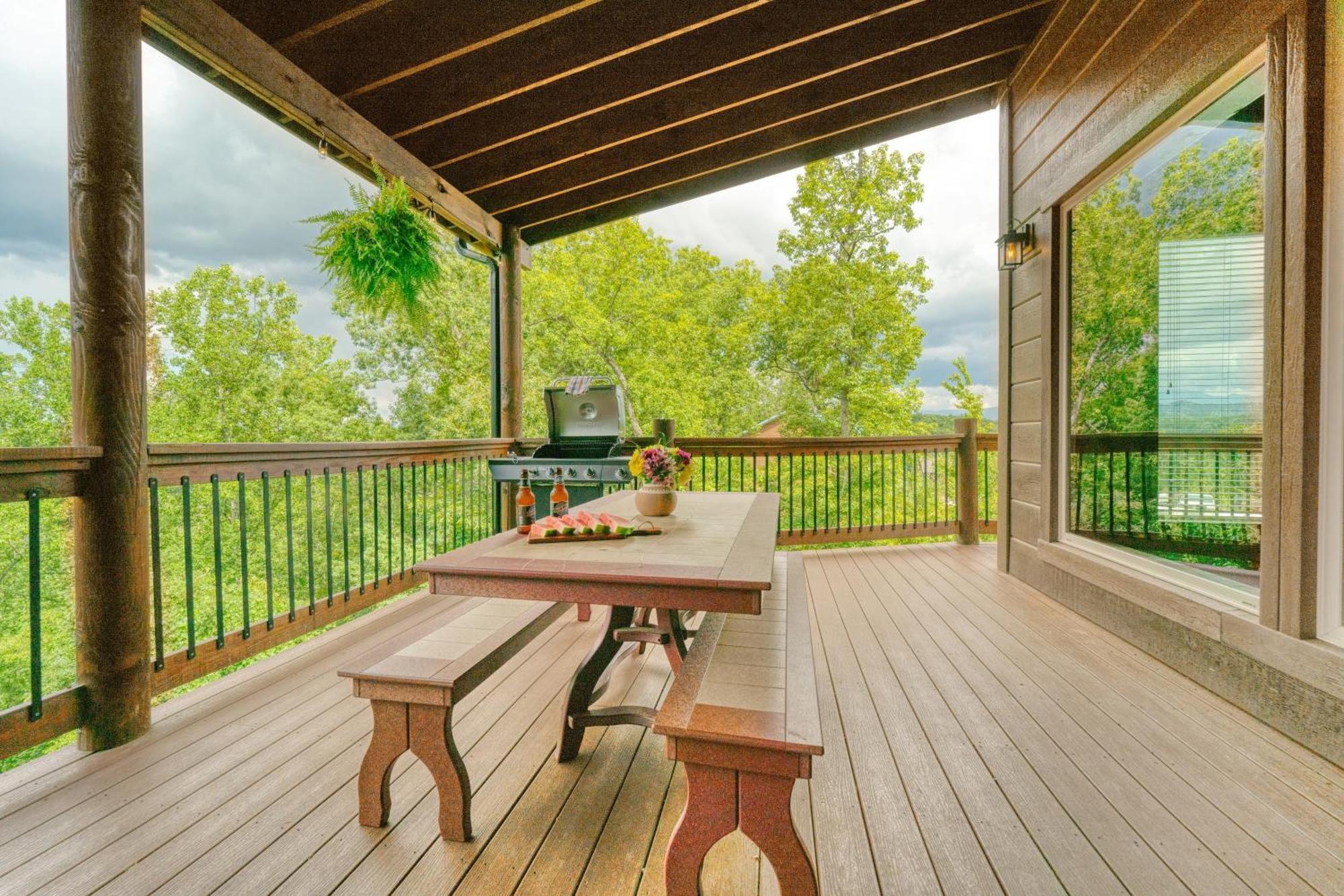 Wanderer By Avantstay Sleeps 26 A Custom Smokies Cabin Pigeon Forge Luaran gambar